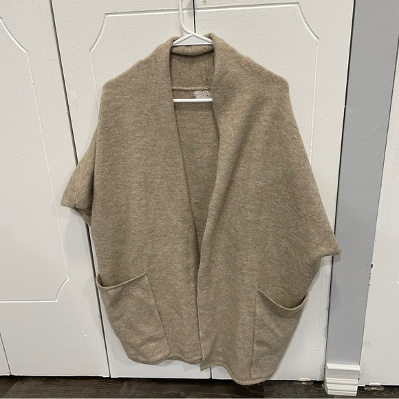 Free People Beige Wool Short Sleeve Cardigan - Picture 1 of 9